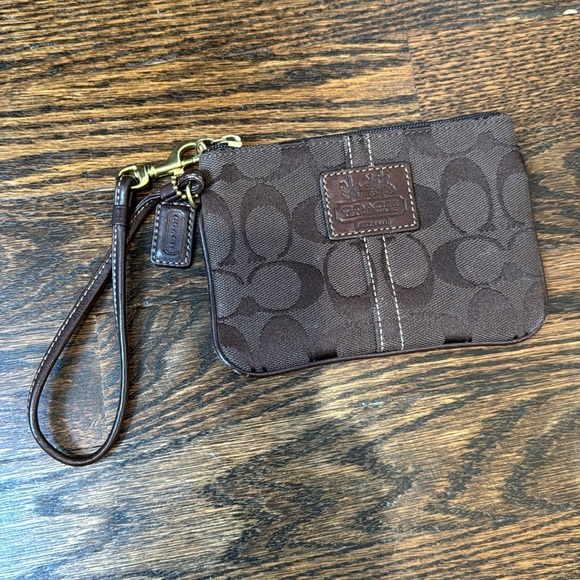 Coach Signature Wristlet Brown Canvas & Leather With Plaid Lining gold hardwear - Picture 2 of 14